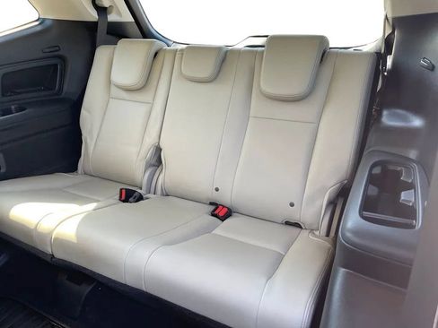 Used 2019 Subaru Ascent Limited AWD/4WD image 18