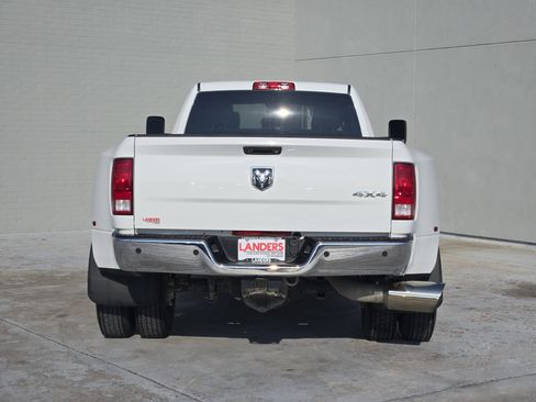 Used 2017 RAM 3500 Tradesman w/ Chrome Appearance Group image 6