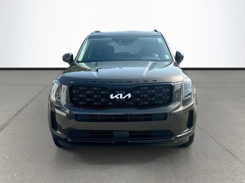 Certified 2022 Kia Telluride EX w/ EX Premium Package AWD/4WD image 2