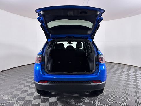 New 2026 Jeep Compass Limited image 8