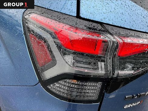 Used 2025 Subaru Forester AWD/4WD image 28