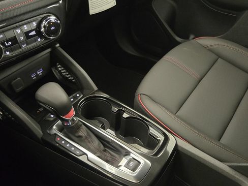 New 2026 Chevrolet TrailBlazer RS w/ Convenience Package FWD image 20