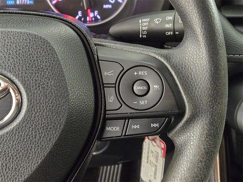 Used 2020 Toyota RAV4 LE image 26