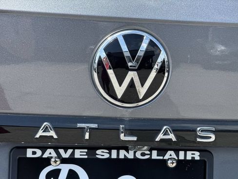 Used 2023 Volkswagen Atlas SEL R-Line AWD/4WD image 30