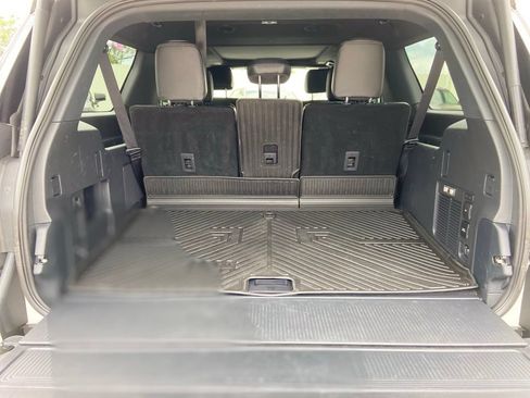 Used 2025 Ford Expedition Max Platinum w/ Stealth Performance Package AWD/4WD image 27