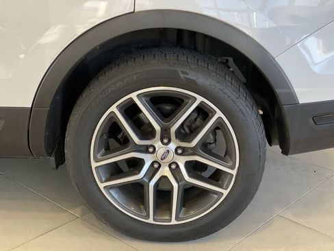 Used 2018 Ford Explorer Sport w/ Equipment Group 401A image 13