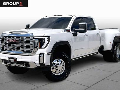 Used 2025 GMC Sierra 3500 Denali w/ Denali Reserve Package