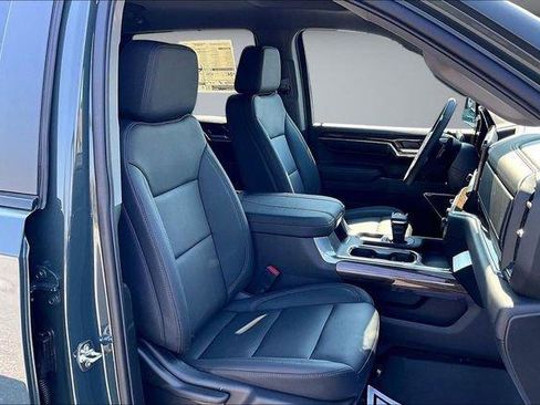 New 2026 Chevrolet Silverado 1500 LT Trail Boss w/ Convenience Package II AWD/4WD image 11