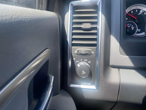 Used 2015 RAM 1500 Big Horn AWD/4WD image 19