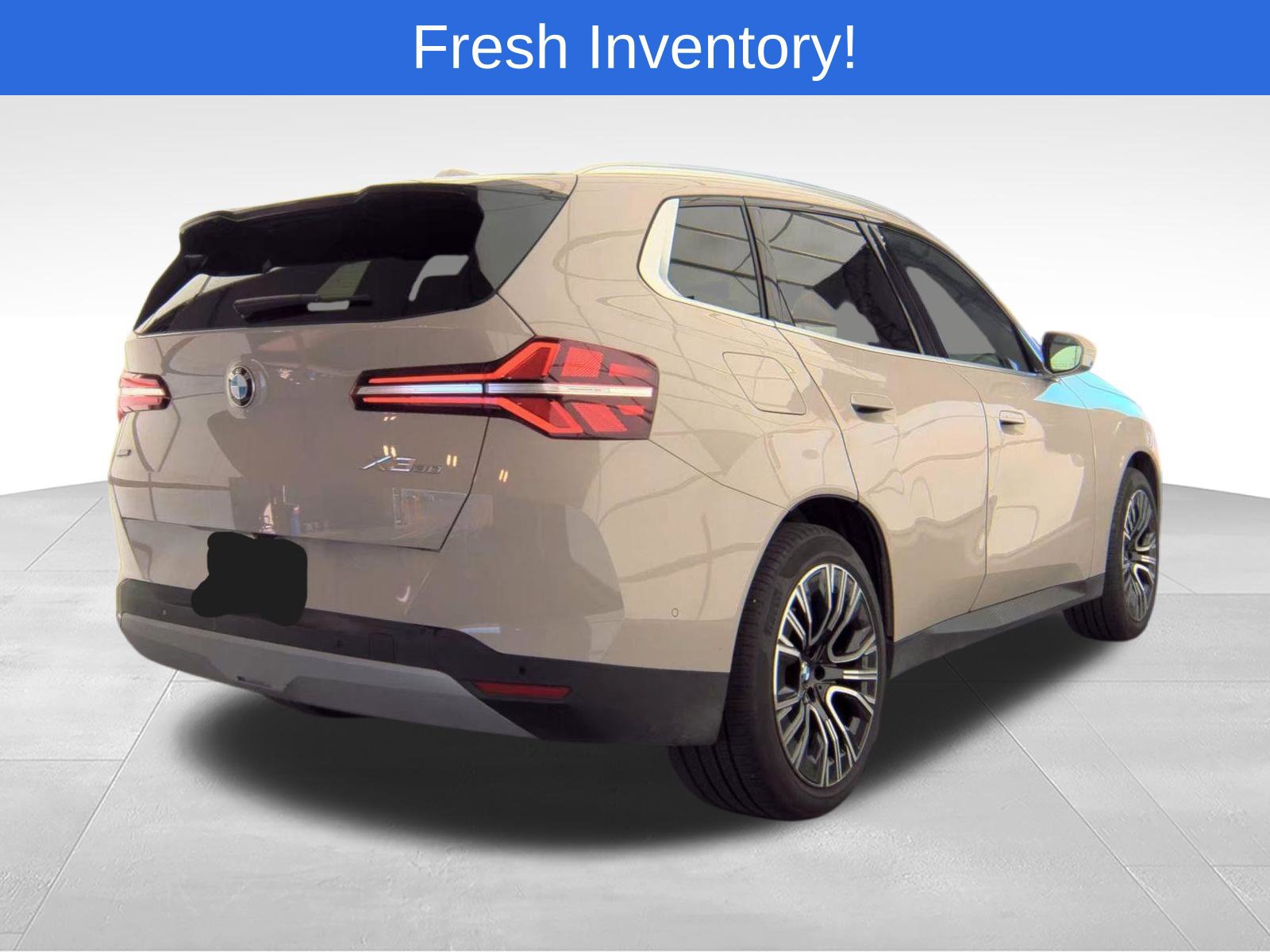Used 2025 BMW X3 xDrive30i w/ Premium Package AWD/4WD image 5