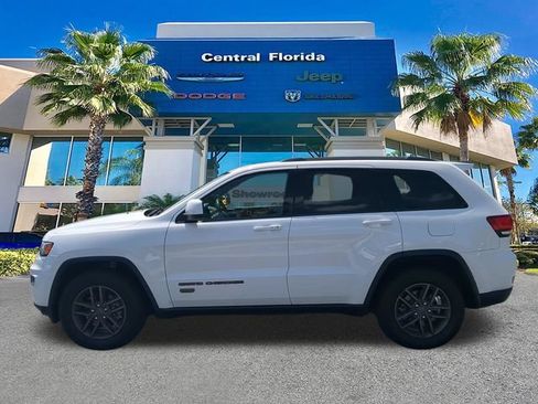 Used 2016 Jeep Grand Cherokee Laredo 75th Anniversary RWD image 8