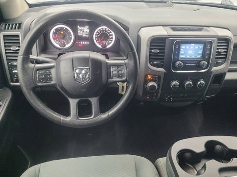 Used 2017 RAM 1500 Express AWD/4WD image 22