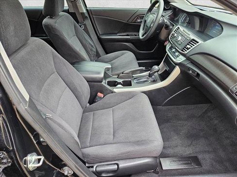 Used 2015 Honda Accord EX image 21
