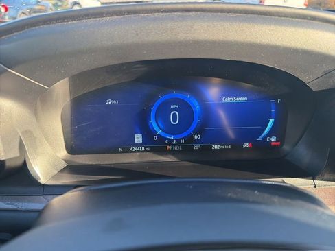 Certified 2023 Ford Explorer Platinum w/ Technology Package image 21