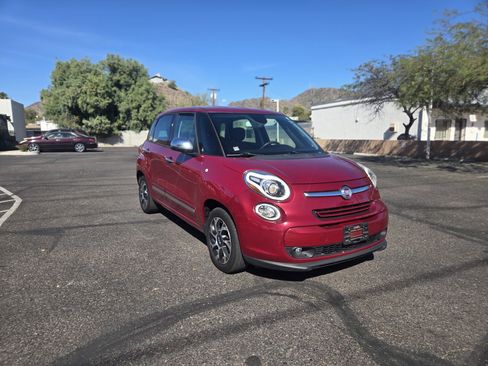 Used 2014 FIAT 500L Lounge image 4