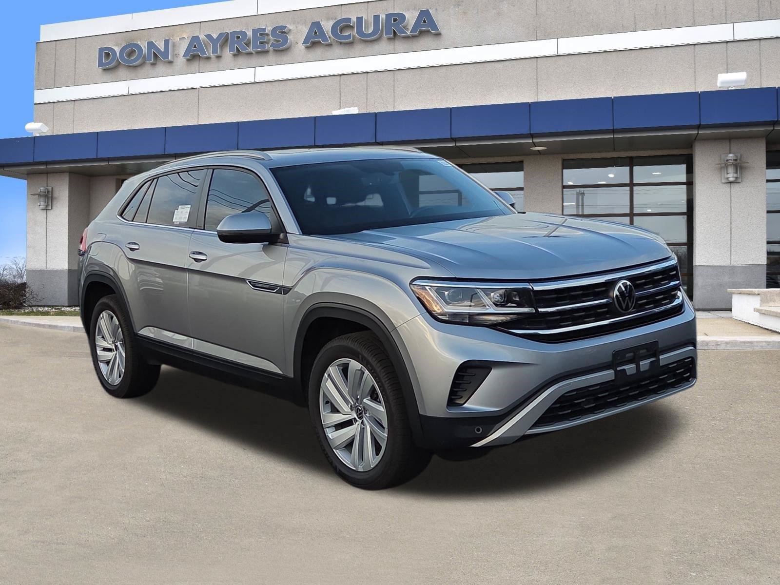 Used 2022 Volkswagen Atlas Cross Sport SE w/ Panoramic Sunroof Package AWD/4WD image 1