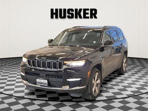 Used 2021 Jeep Grand Cherokee L Limited w/ MOPAR Finishing Package image 3