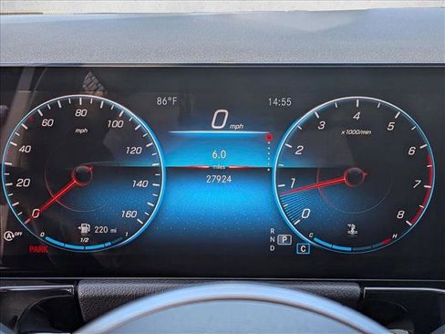 Certified 2022 Mercedes-Benz GLA 250 image 11