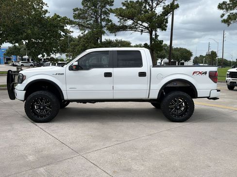 Used 2014 Ford F150 FX4 w/ Equipment Group 402A Luxury AWD/4WD image 2