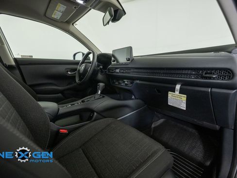 Used 2024 Honda HR-V LX image 40