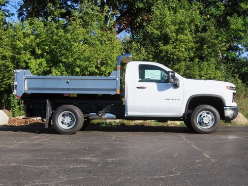 New 2025 Chevrolet Silverado 3500 W/T w/ WT Convenience Package image 3