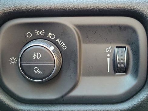 Used 2023 RAM 1500 Big Horn AWD/4WD image 26