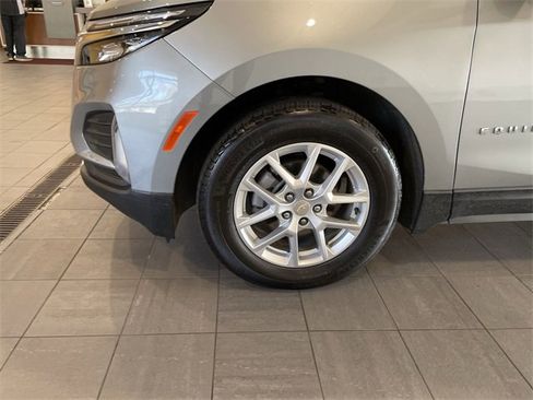 Used 2024 Chevrolet Equinox LT w/ LPO, Floor Liner Package image 8