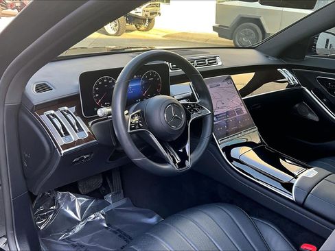 Used 2023 Mercedes-Benz S 580 4MATIC Sedan image 18