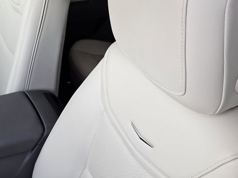 New 2025 Cadillac XT5 Premium Luxury w/ Technology Package image 25