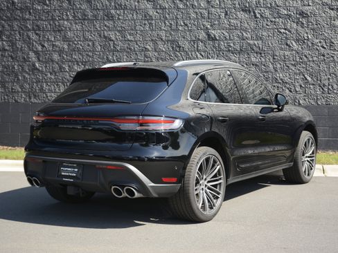 Certified 2026 Porsche Macan AWD/4WD image 7