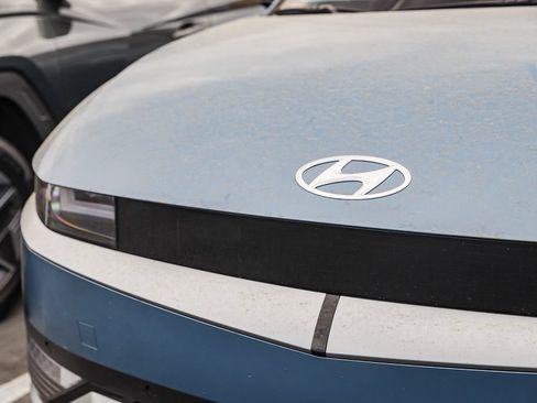 Used 2024 Hyundai Ioniq 5 SEL RWD image 4