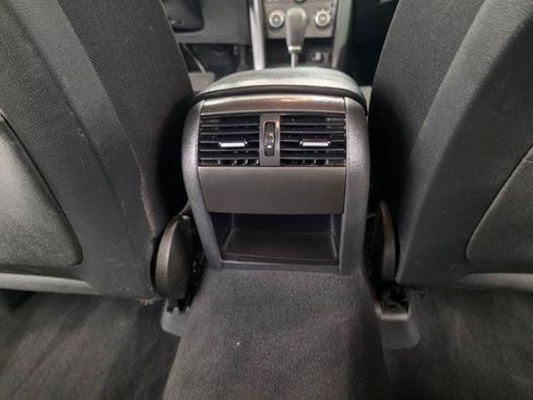 Used 2009 Pontiac G8 RWD image 35