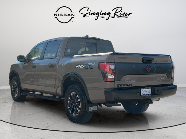 Used 2024 Nissan Titan PRO-4X w/ Pro-4x Convenience Package AWD/4WD image 5