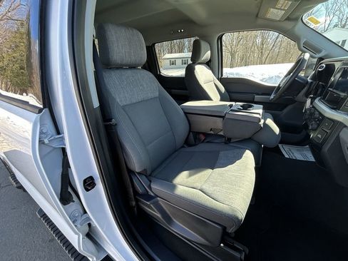 Used 2025 Ford F250 XLT w/ Snow Plow Prep Package image 25