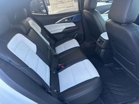 New 2026 Chevrolet Equinox EV LT w/ Convenience Package II FWD image 26