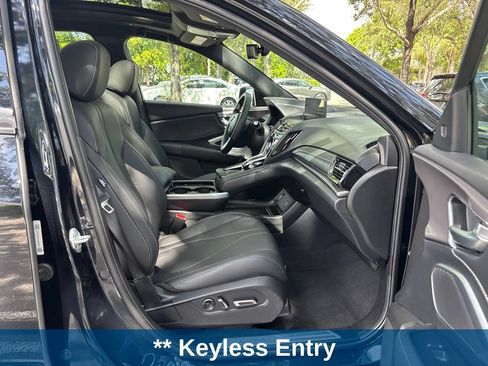 Used 2025 Acura RDX SH-AWD image 14