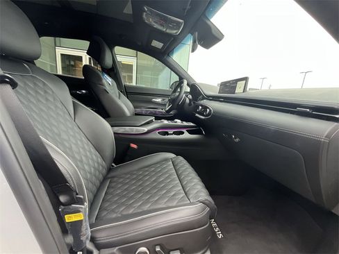 Used 2025 Genesis GV70 3.5T Sport w/ Sport Advanced Package image 26