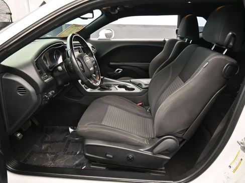 Used 2018 Dodge Challenger R/T image 12