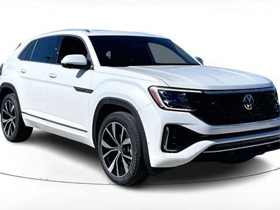 New 2026 Volkswagen Atlas Cross Sport SEL Premium R-Line
