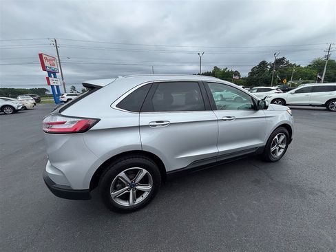 Used 2019 Ford Edge SEL w/ Equipment Group 201A FWD image 8