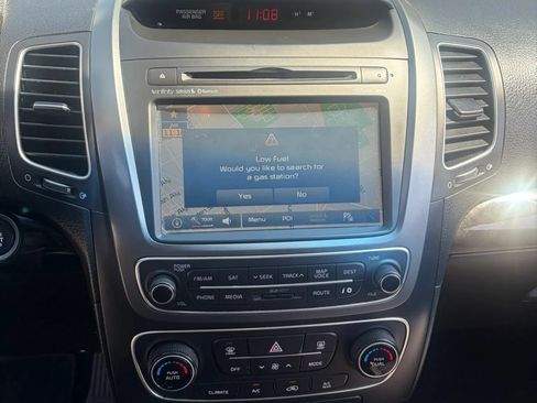 Used 2014 Kia Sorento SX w/ 3rd Row Package AWD/4WD image 45