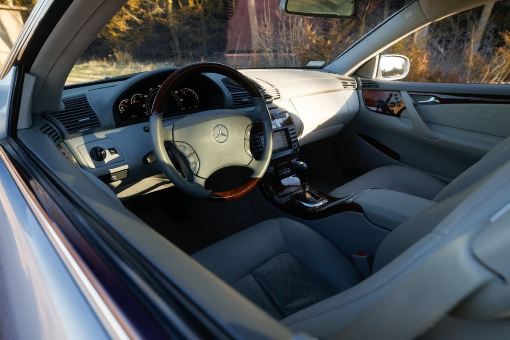 Used 2004 Mercedes-Benz CL 500 image 2