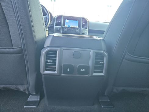 Used 2019 Ford F150 XLT w/ Equipment Group 302A Luxury AWD/4WD image 20