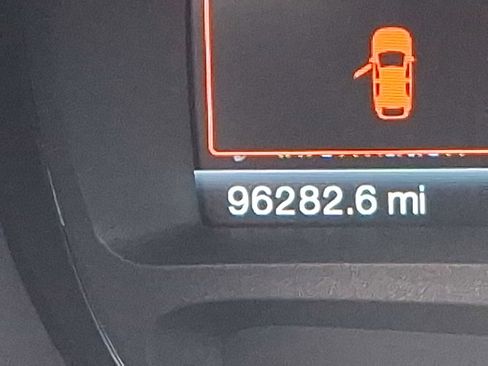 Used 2013 Ford Edge SEL image 19