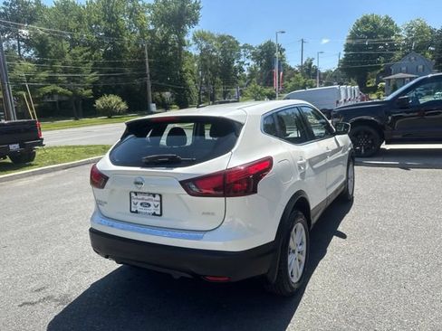 Used 2017 Nissan Rogue Sport S w/ S Appearance Package AWD/4WD image 6