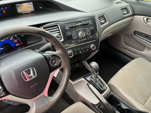 Used 2013 Honda Civic LX image 17