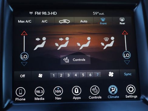 Used 2022 Chrysler 300 Touring L w/ Popular Equipment Group image 34