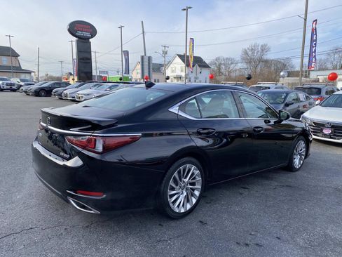 Used 2020 Lexus ES 350 w/ Luxury Package image 5