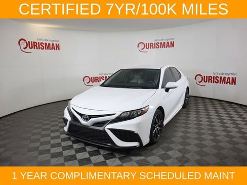Used 2024 Toyota Camry SE w/ Convenience Package FWD image 2
