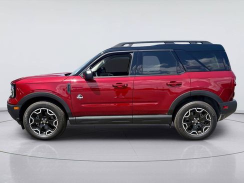 Used 2025 Ford Bronco Sport Outer Banks AWD/4WD image 8